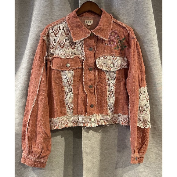 POL Jackets & Blazers - POL Crop Embroidered/Lace/2‎ Flap Pckts Jacket Boho Size Large